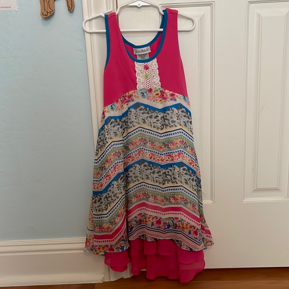 Girls size 7 flowy dress